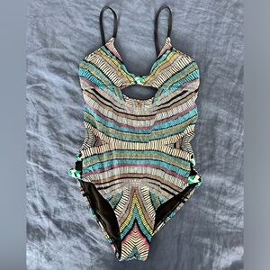 Hobie‎ Kids' Girls' Weave Rider One Piece Swimsuit
Size 12 EUC